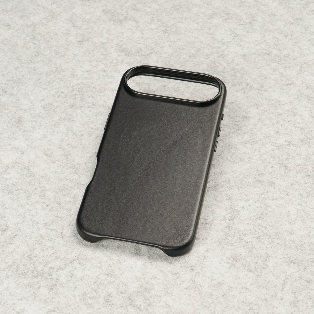 Husa leatherUP Class MagSafe pentru iPhone Air