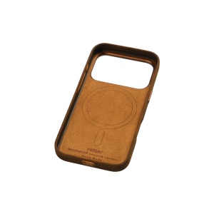 Detaliu al pielii naturale cu finisaj natural de pe husa Vetter leatherUP Patina