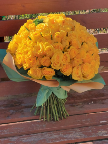 Buchet 111 trandafiri - Img 4