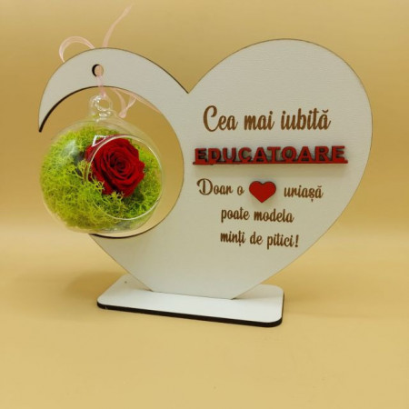 Inima cu trandafir criogenat pentru doamna Educatoare