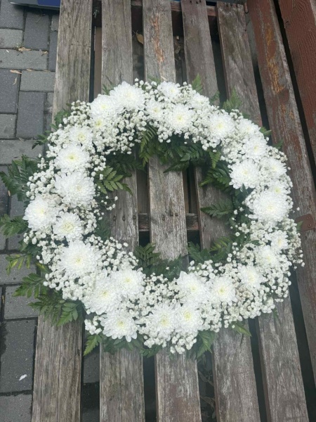 coroana funerara alba craiova