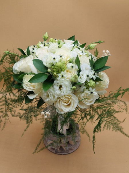Buchet de mireasa elegant alb-verde - Img 2