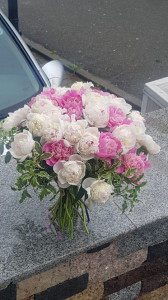 Buchet Bujori roz romantici