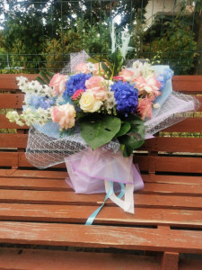 Buchet flori colorat