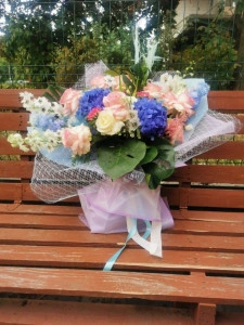 Buchet flori colorat