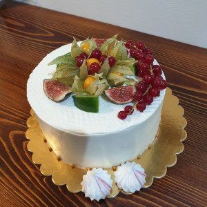 Tort cu vanilie si mascarpone