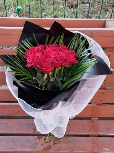 Buchet 13 Trandafiri rosii