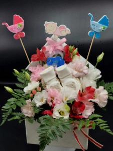 Aranjament floral Welcome baby