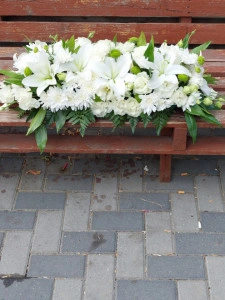 Aranjament funerar cu crin si crizantema