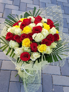 Buchet 59 de trandafiri