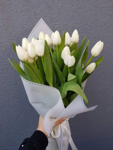Buchet lalele albe