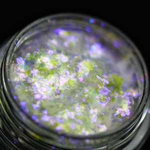 Pigment fulgi PK117(translucid cu irizatii mov intense) pentru machiaj KAJOL Beauty, &lt;0.25g - Img 1