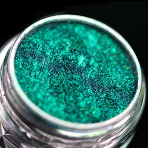 Pigment PK68(verde sapin) Monochrome pentru machiaj KAJOL Beauty, 0.500g - Img 3