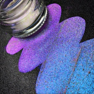 Pigment PK77(translucid cu irizatii albastre-mov intense) Sparkle/Microglitter pentru machiaj KAJOL Beauty, 1g - Img 3