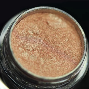 Pigment/Iluminator PK79(champagne-auriu) Duochrome pentru machiaj KAJOL Beauty,1g - Img 1