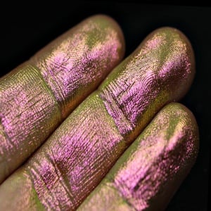 Pigment PK41(verde olive deschis-rose-bronze-auriu deschis) Multichrome pentru machiaj KAJOL Beauty, 1g - Img 1