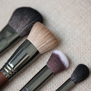 Set ,,Perfect Insta Face”, 4 pensule profesionale pentru machiajul tenului din par natural de capra si fibra sintetica, handmade, KAJOL Beauty™ - Img 2
