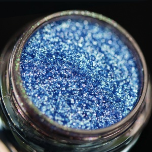 Pigment PK47(albastru) Sparkle/Microglitter pentru machiaj KAJOL Beauty, 1g - Img 1