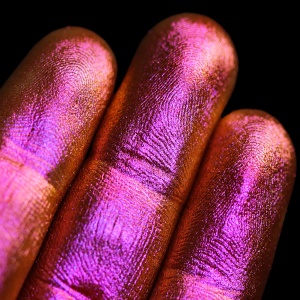 Pigment PK61 (arămiu-roz fuchsia) Duochrome pentru machiaj KAJOL Beauty, 1g