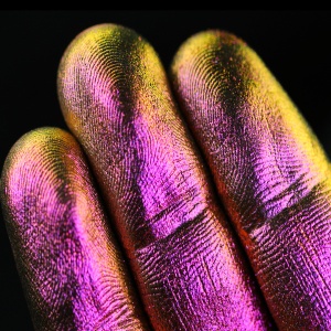 Pigment PK72(vișiniu-mov-cupru-auriu) Multichrome pentru machiaj KAJOL Beauty, 1g - Img 2