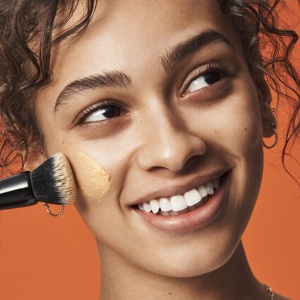 Primer pentru ten cu infuzie 2% de Vitamina C e.l.f. Cosmetics C-Brightening Putty Primer, 21g - Img 9