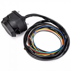 Kit Priza cu 7 pini + cablaj pentru remorca 12v