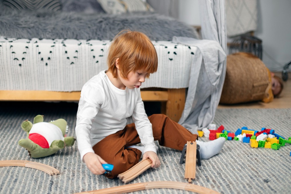 Ce activitati educative ii tin pe copii ocupati si linistiti in casa?