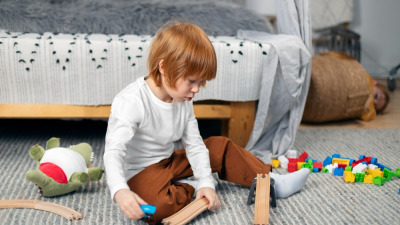 Ce activitati educative ii tin pe copii ocupati si linistiti in casa?