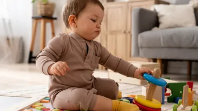 Idei de cadouri copii 1 an: cu ce îl surprinzi pe cel mic?