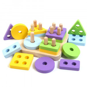Joc de sortat cu 4 forme geometrice colorate