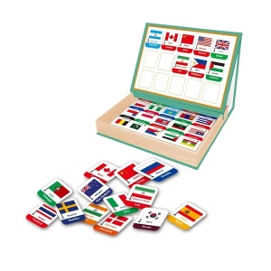 Joc magnetic cu 46 de steaguri si tablita desenat