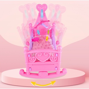 Patut balansoar cu papusa, carusel suspendat si accesorii incluse - Sweet Baby