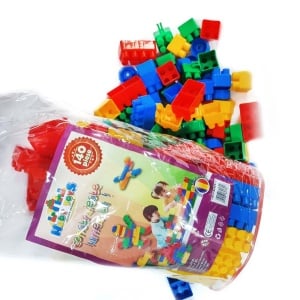 Cuburi de construit tip lego din plastic, saculet depozitare, 140 piese