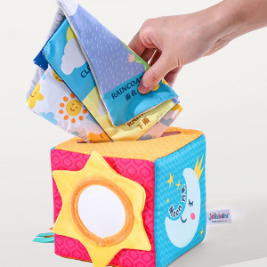 Jucarie cub senzoria cu activitati tip cutie cu servetele
