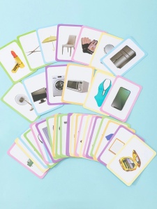Set 36 carduri cognitive invatare elemente comune in limba engleza