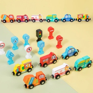 Trenulet magnetic din Lemn cu vehicule si semne circulatie - Img 3