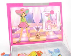 Carte magnetica puzzle pentru copii – Lumea printeselor