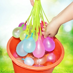 Set 111 baloane cu apa, injector apa, latex/plastic, multicolor