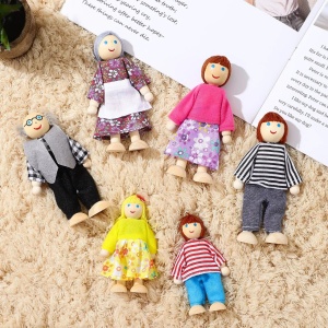 Set 6 Figurine din Lemn, Familia