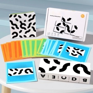 Joc de logica si memorie cuburi grafice de construit