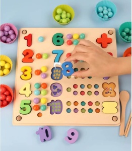Joc Montessori cu activitati, matematica, asocieri si numarare