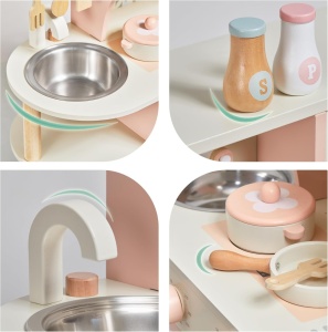 Bucatarie de jucarie din lemn cu chiuveta, cuptor, aragaz, microunde si accesorii incluse