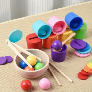 Joc Montessori din lemn pentru sortarea culorilor, cu 8 cupe, bile, jetoane si accesorii - Img 5