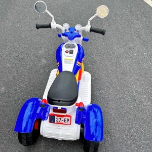 Motocicleta electrica pentru copii cu 3 roti, lumini LED, muzica, Bluetooth si USB, 6V, albastru - Img 3