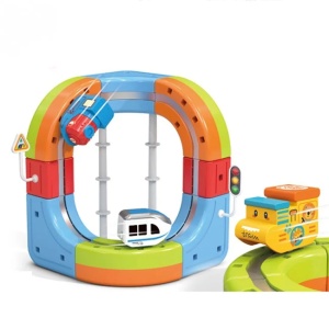Set tren cu circuit magnetic 3D, traseu modular de construit - 23 piese