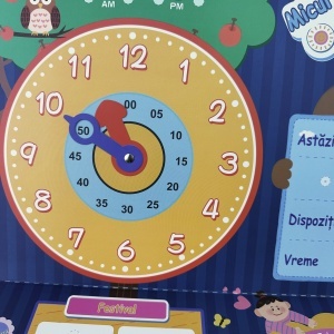 Joc educativ in limba romana cu activitati zilnice - Micul meu calendar