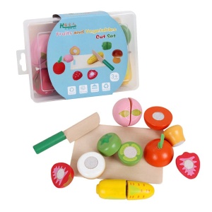 Cutiuta cu fructe, legume si accesorii de feliat din lemn