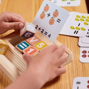 Joc educativ de matematica simpla, Cuburi