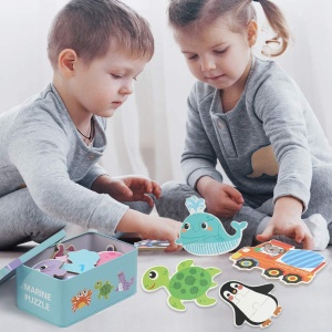 Set 6 puzzle cu piese mari in cutie metalica