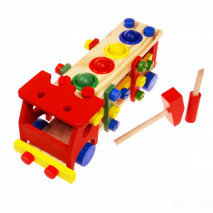 Camion multifunctional de asamblat din lemn si banc de scule